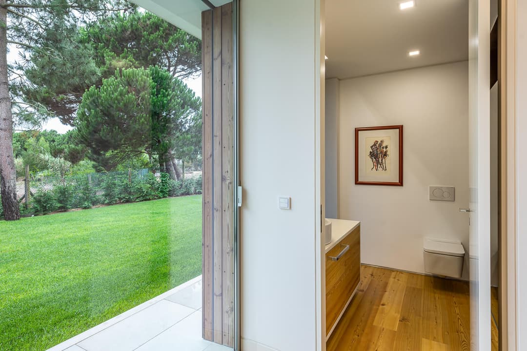 Exterior da moradia de luxo Janas, fachada principal — Varandas Coelho