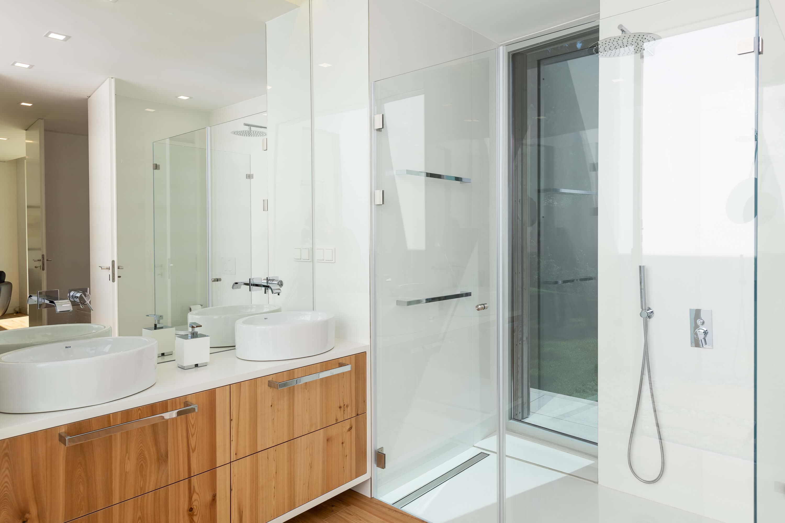 Quadro estrutural LSF — vigas e montantes verticais