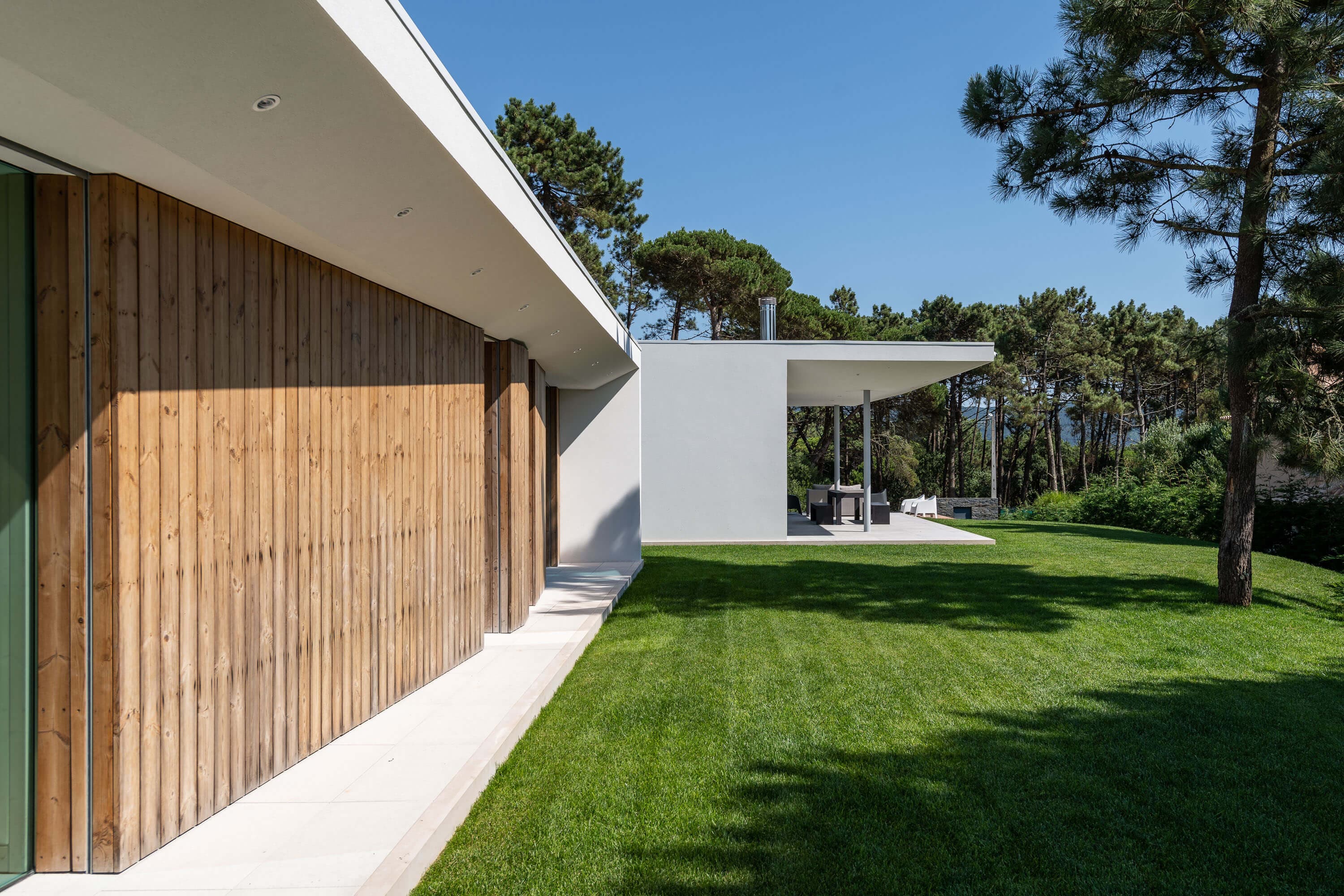 Ligações estruturais e conectores LSF, moradia Janas