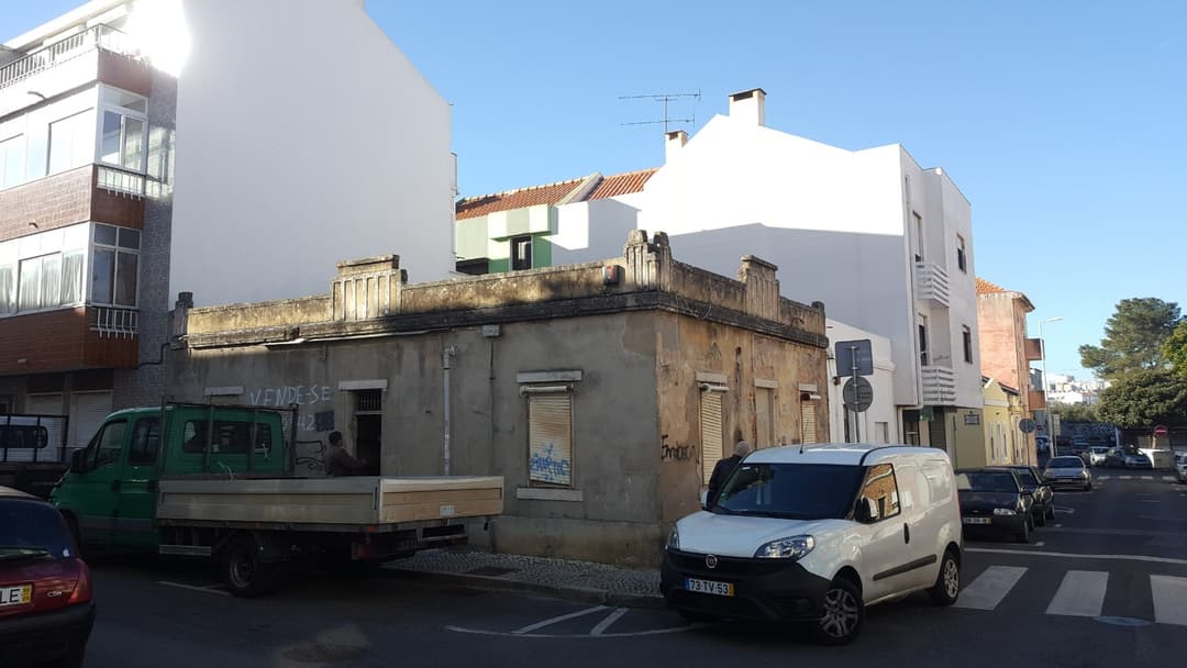 Construção em alvenaria LSF, Venda Nova — Varandas Coelho