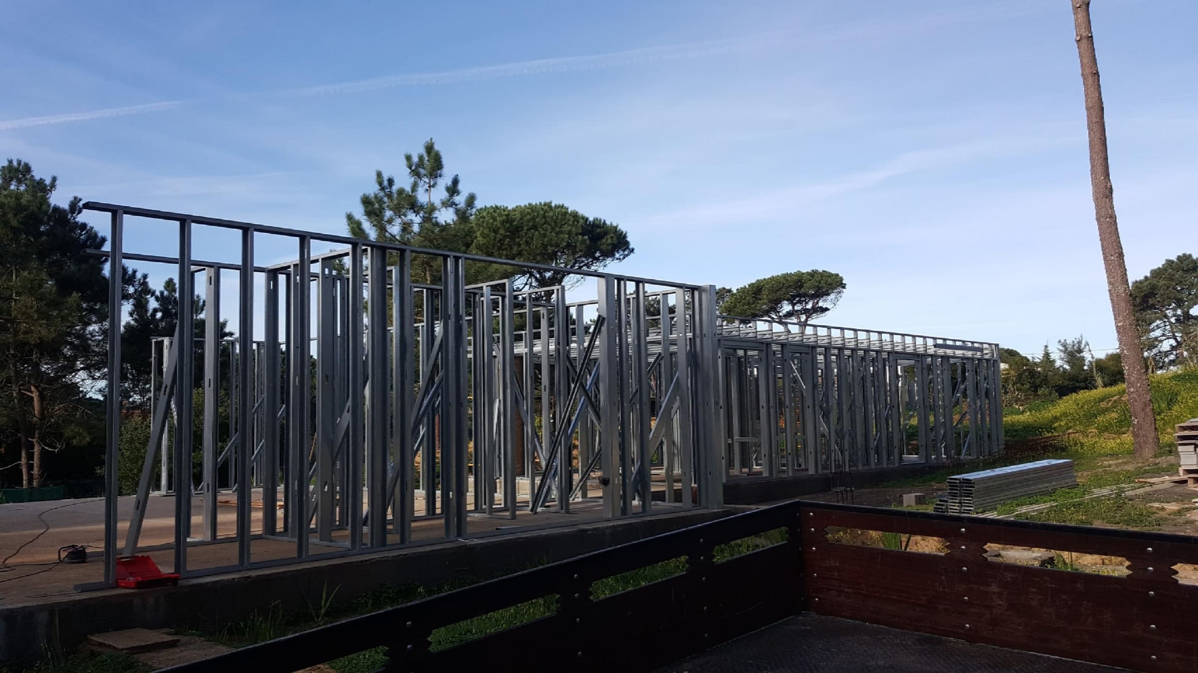 Construção de moradia unifamiliar de luxo em Janas, Sintra, foto 4 — Varandas Coelho