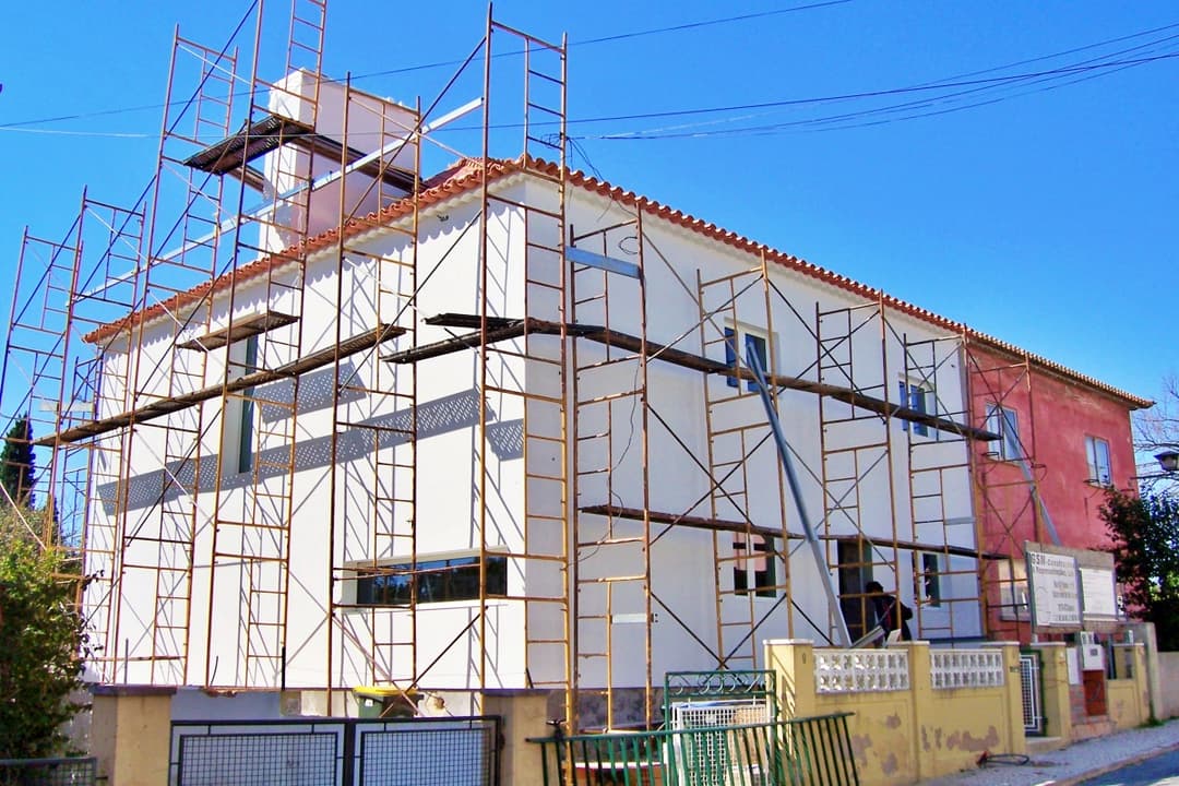 Precisão de engenharia, reabilitação moradia — Varandas Coelho